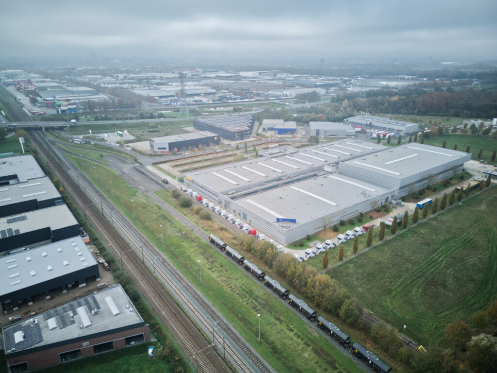 Luchtfoto Industrieterrein Loven-Noord Tilburg.
